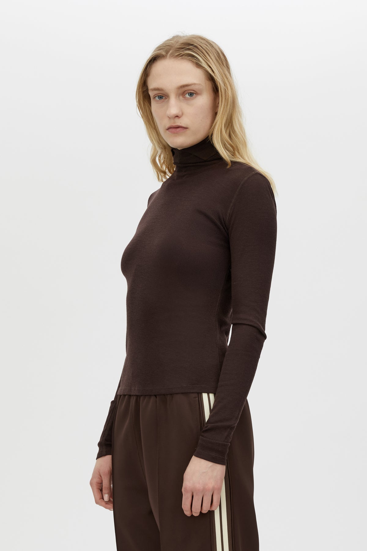 Barre High Neck Top