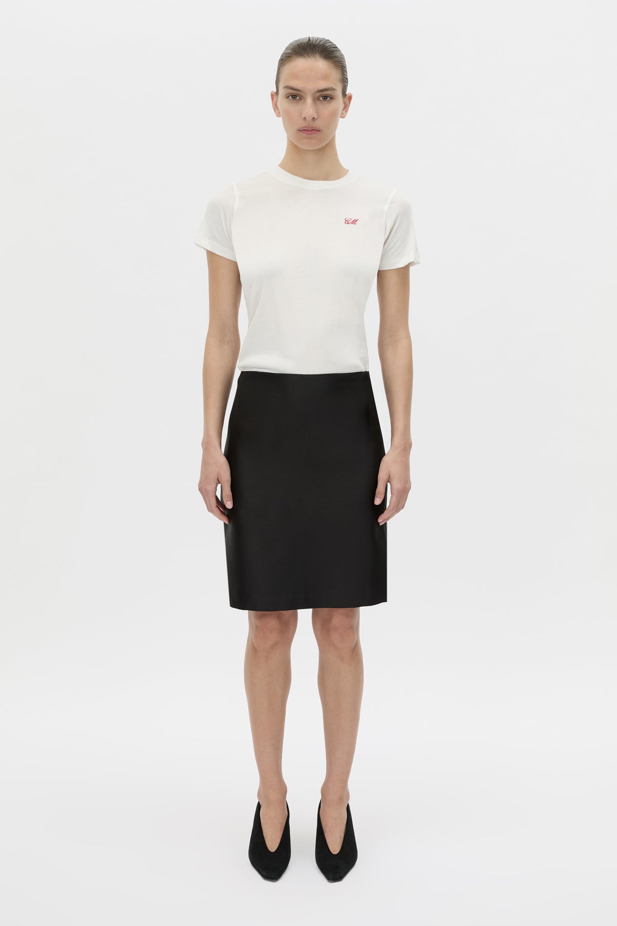 Front-styled view CAMILLA AND MARC Birdie Fitted Print Tee in soft white with red embroidered motif detail.