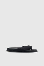 Nina Sandal
