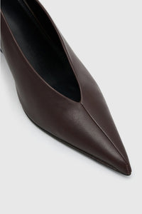 Rhys Leather Pump