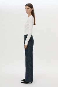Side view CAMILLA AND MARC Rune Denim Jean in Indigo Neps with 100% textured cotton denim fabrication.