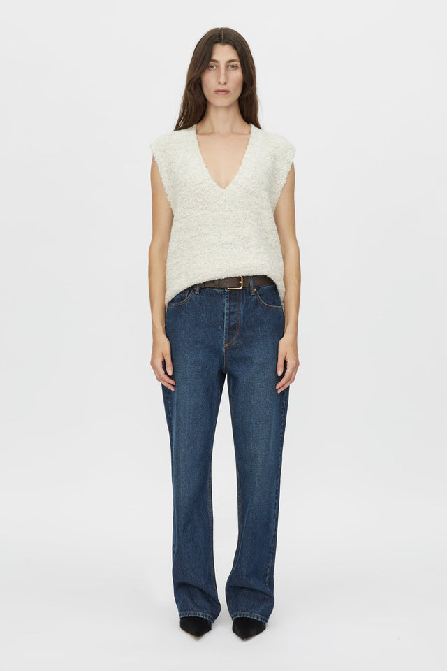 デニム・ジーパン CAMILLA AND MARC Denim Selena Jeans Selena Denim Jean in Almost Indigo CAMILLA AND MARC® C&M