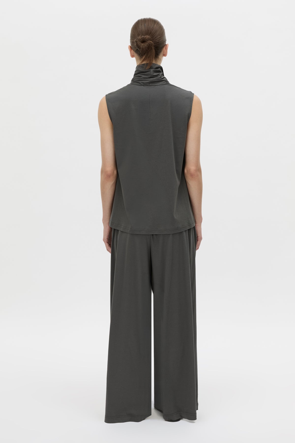 Senae Draped Knot Slvless Top