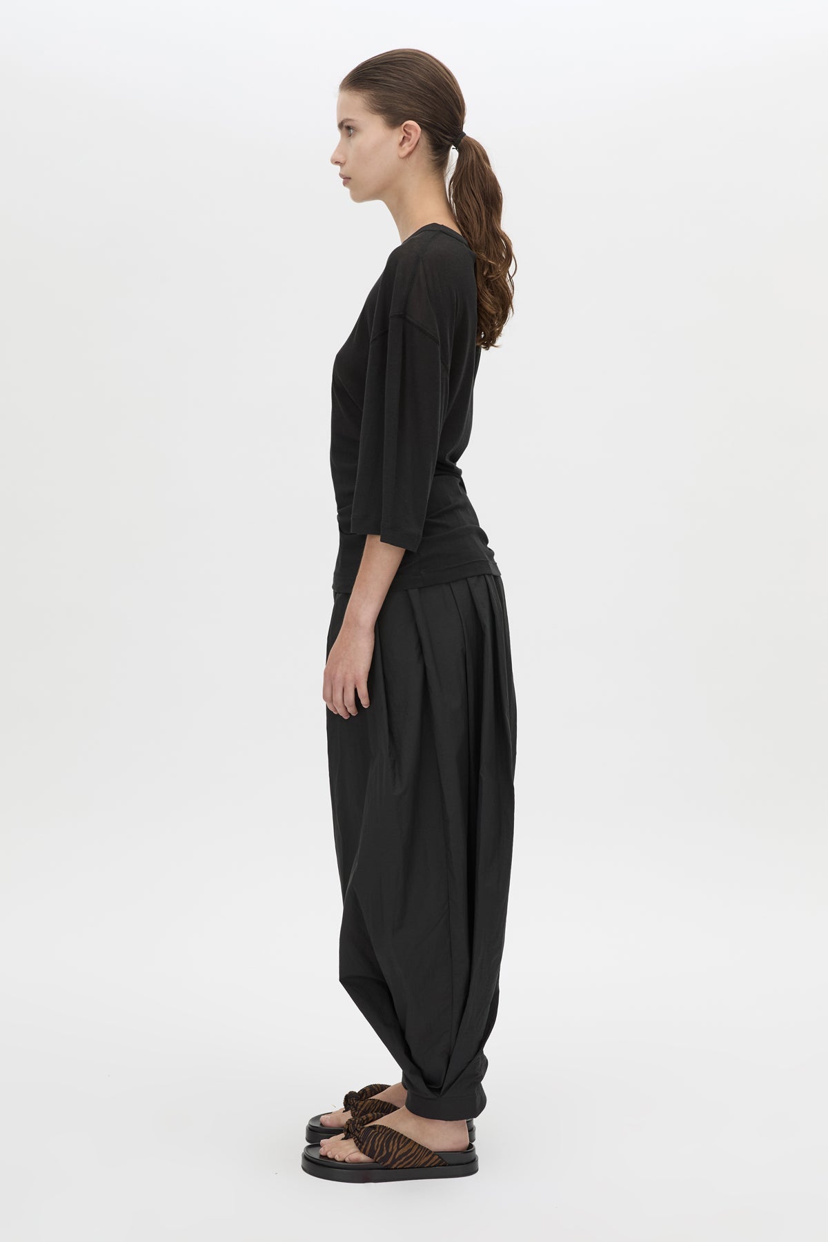 Siona Light Elbow Sleeve Top