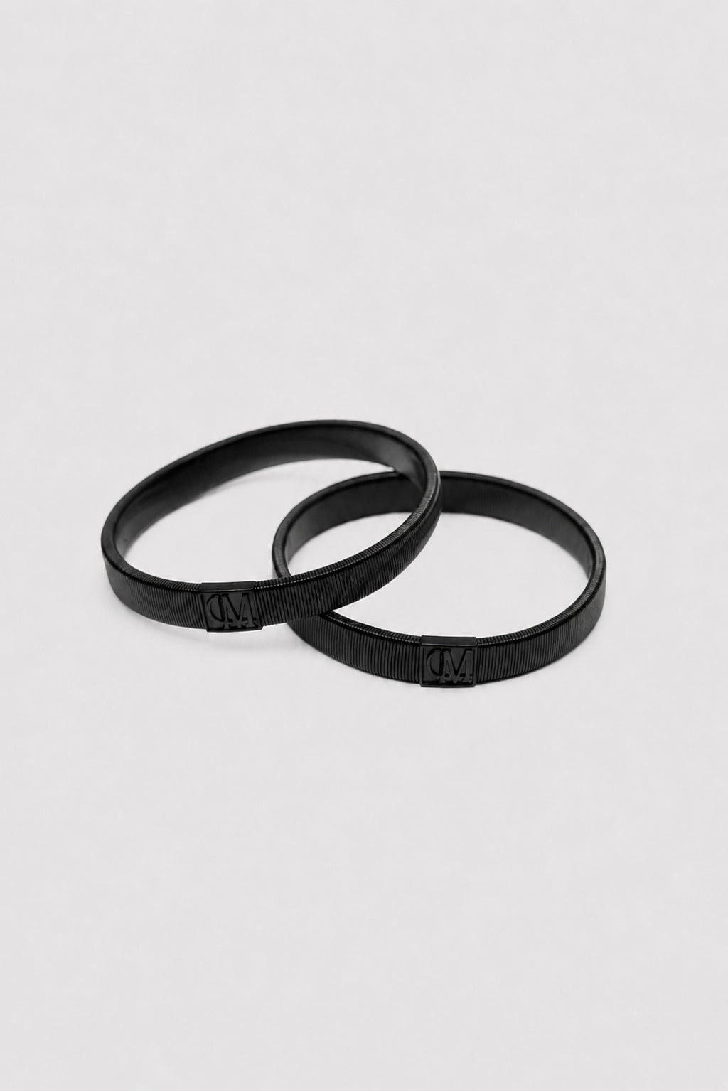 Sleeve Monogram Garter